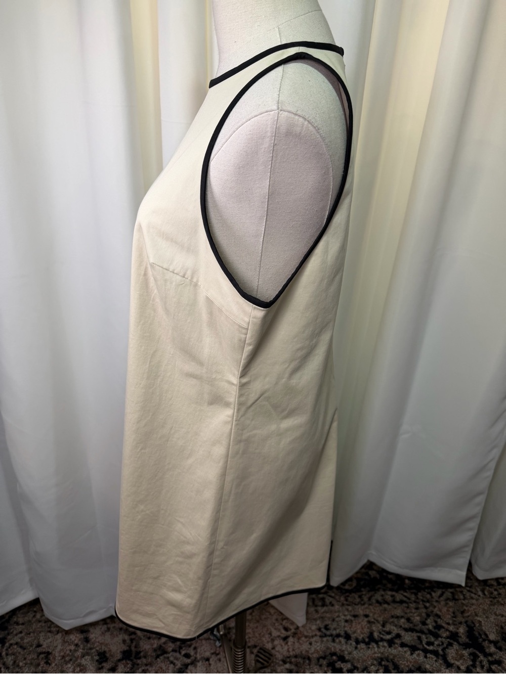 NWT Theory ‘Shift Dress in Organic Cotton’ in “Sand/Black” Size 12 - Picture 9 of 16